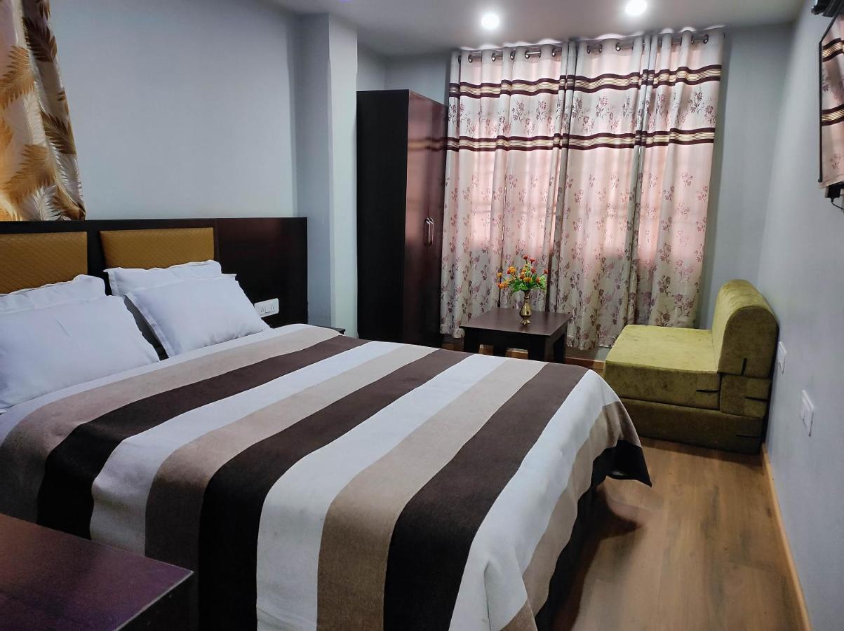 Hotel Kasturi Gangtok Buitenkant foto