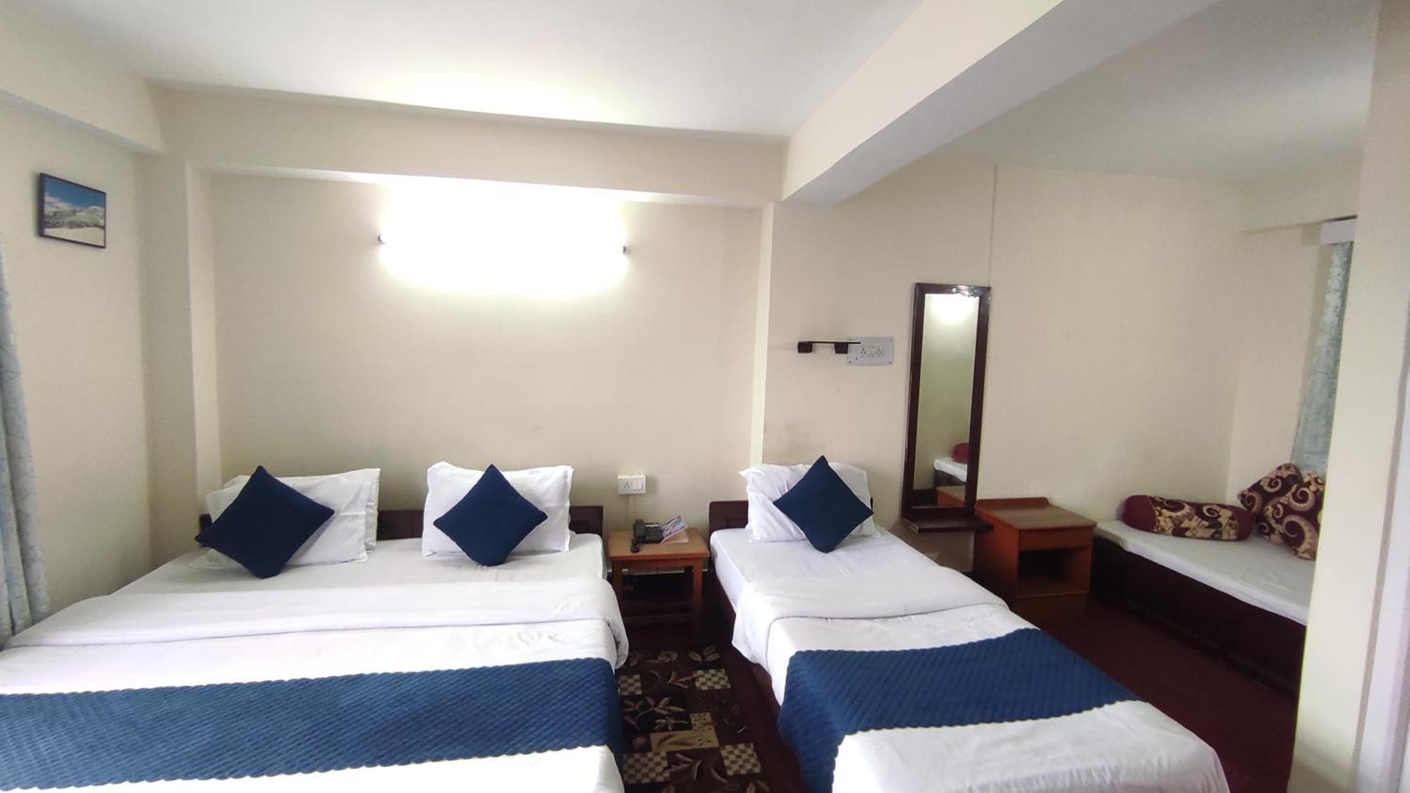 Hotel Kasturi Gangtok Buitenkant foto