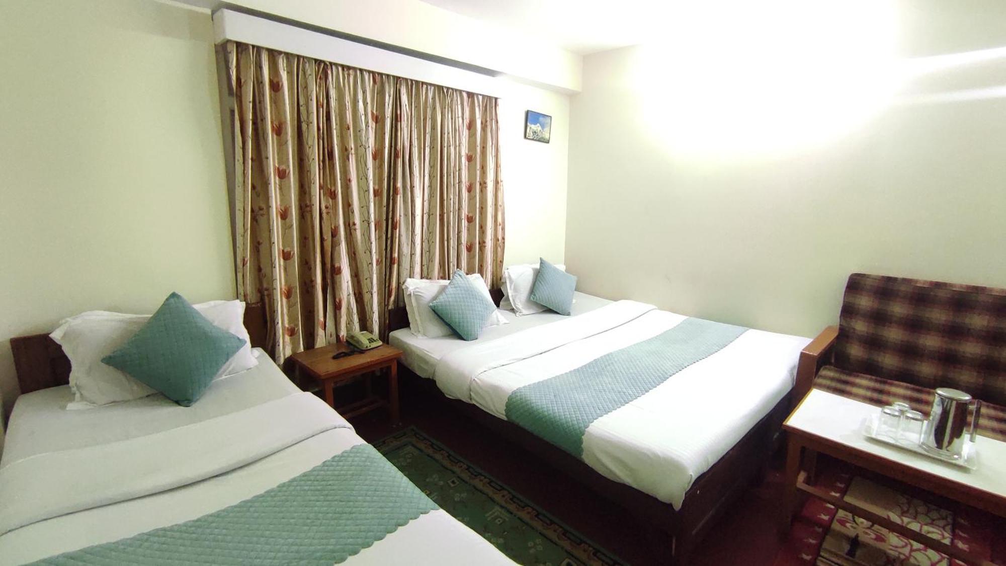 Hotel Kasturi Gangtok Buitenkant foto