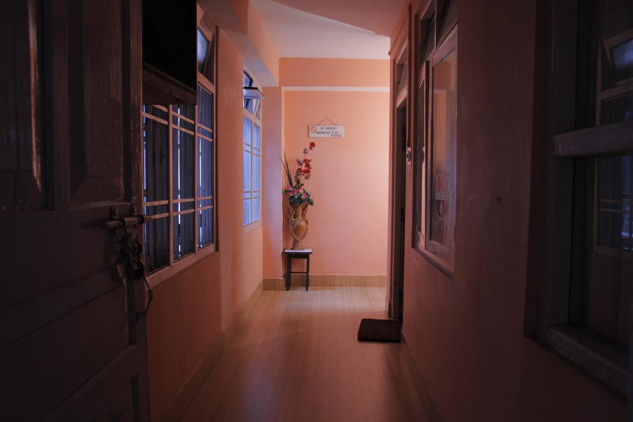 Hotel Kasturi Gangtok Buitenkant foto